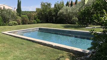 Piscine extérieure, piscine chauffée