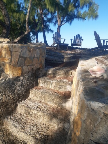 A rare combination of central location convenience & private island seclusion 