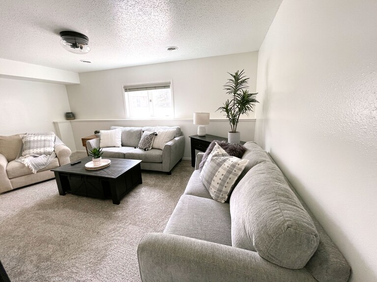 Beautiful And Cozy 3 Bedroom Home In The Heart Of R.c.! - Rapid City, SD