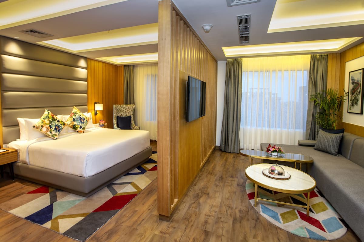 Suite, 1 cama King size, para no fumadores | Ropa de cama de alta calidad y camas Select Comfort