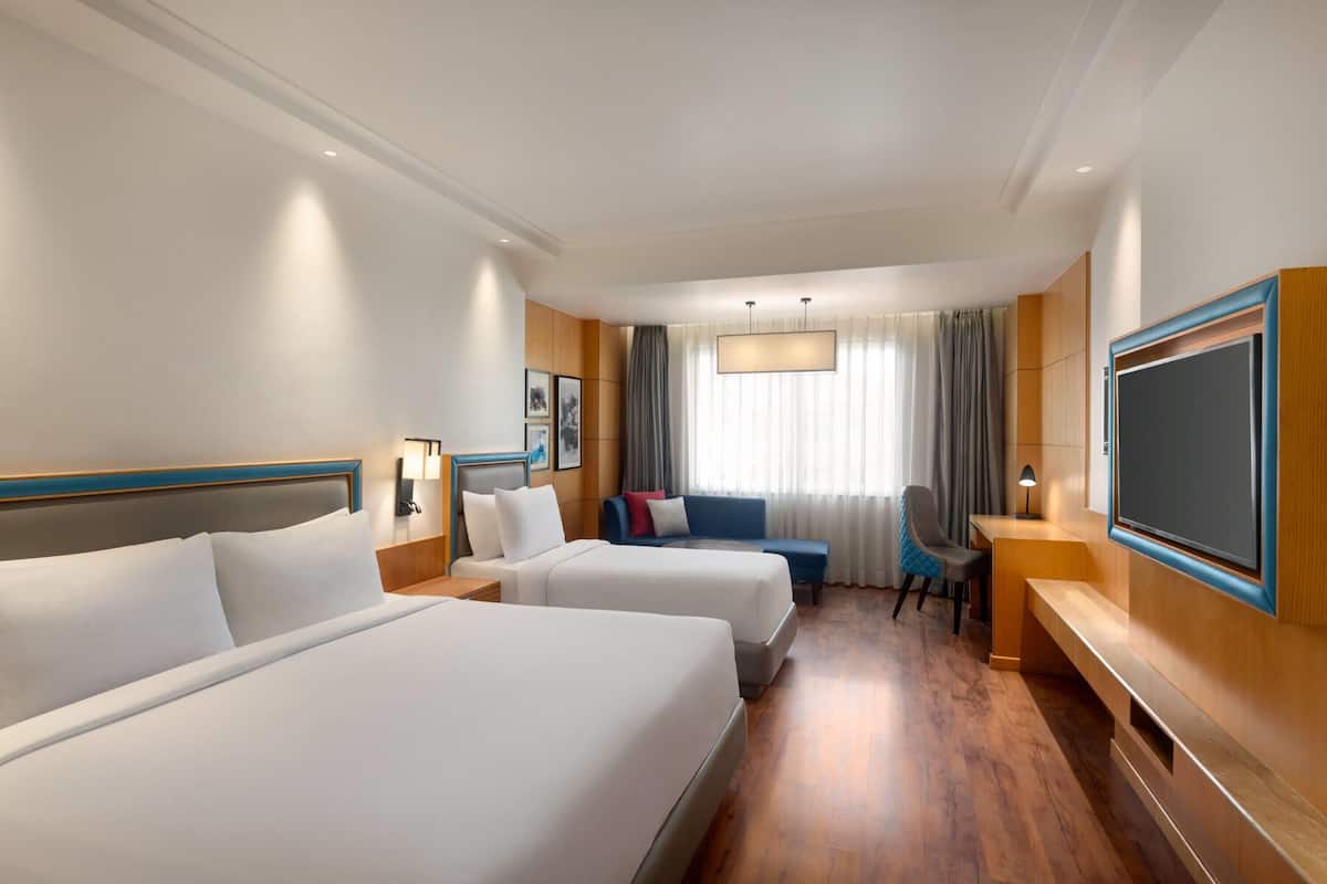 Quarto, várias camas, para não fumantes | Roupas de cama premium, camas Select Comfort