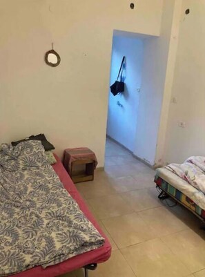 3 camere