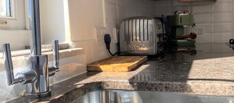 ที่พักที่มีที่จอดรถชั้นยอด ใน Clifton ที่พักแบบ Detached