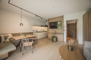 Apartment, Private Bathroom ( Apt.L mit Balkon/Garten) | Interior - Solu Apartments (Telfs)