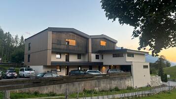 Situated in a scenic hilly landscape, this building offers parking and scenic views.