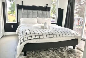 1 chambre, fer et planche à repasser, Wi-Fi gratuit, draps fournis