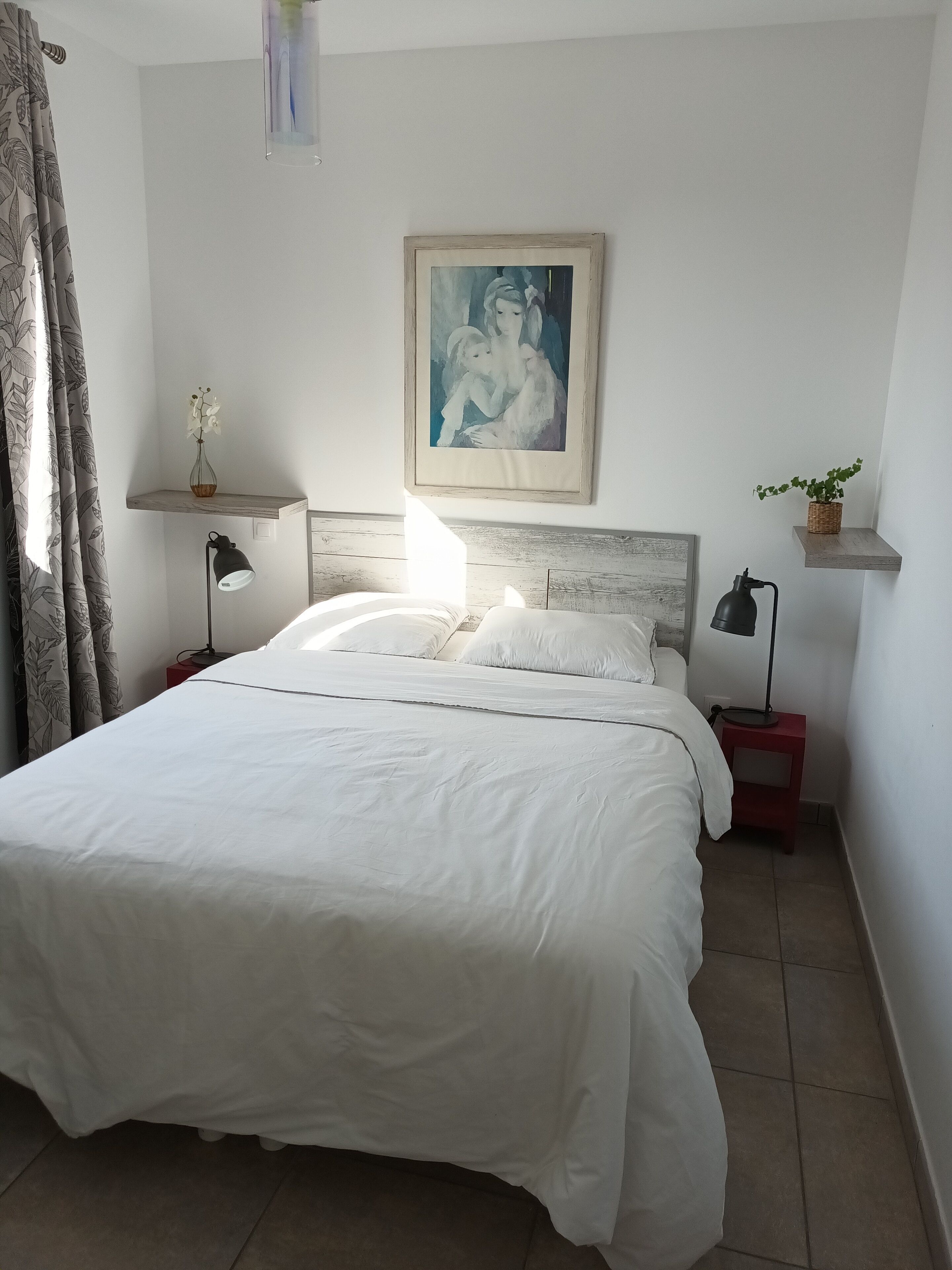 3 chambres, fer et planche à repasser, Wi-Fi gratuit, draps fournis