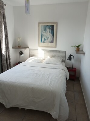 3 camere, ferro/asse da stiro, Wi-Fi gratuito, lenzuola