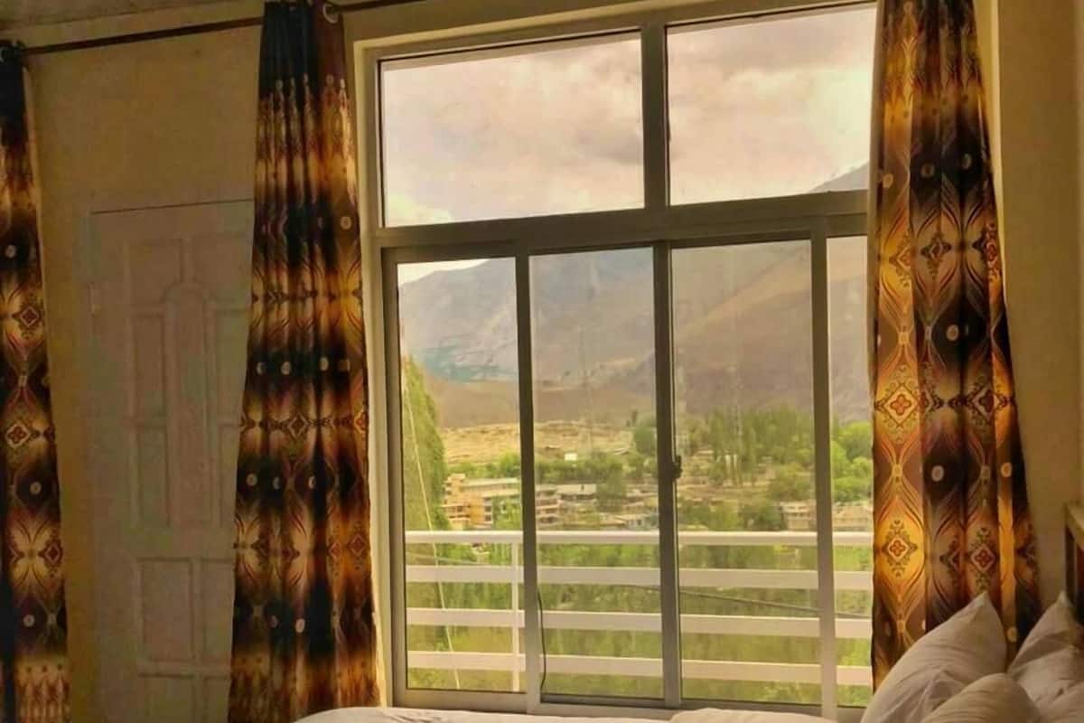 Standaard kamer, 1 twee- of 2 eenpersoonsbedden | Een strijkplank/strijkijzer, gratis wifi
