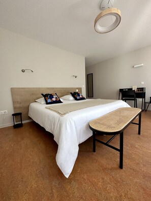 Iron/ironing board, free WiFi, bed sheets - L'Argence (Argences-en-Aubrac)