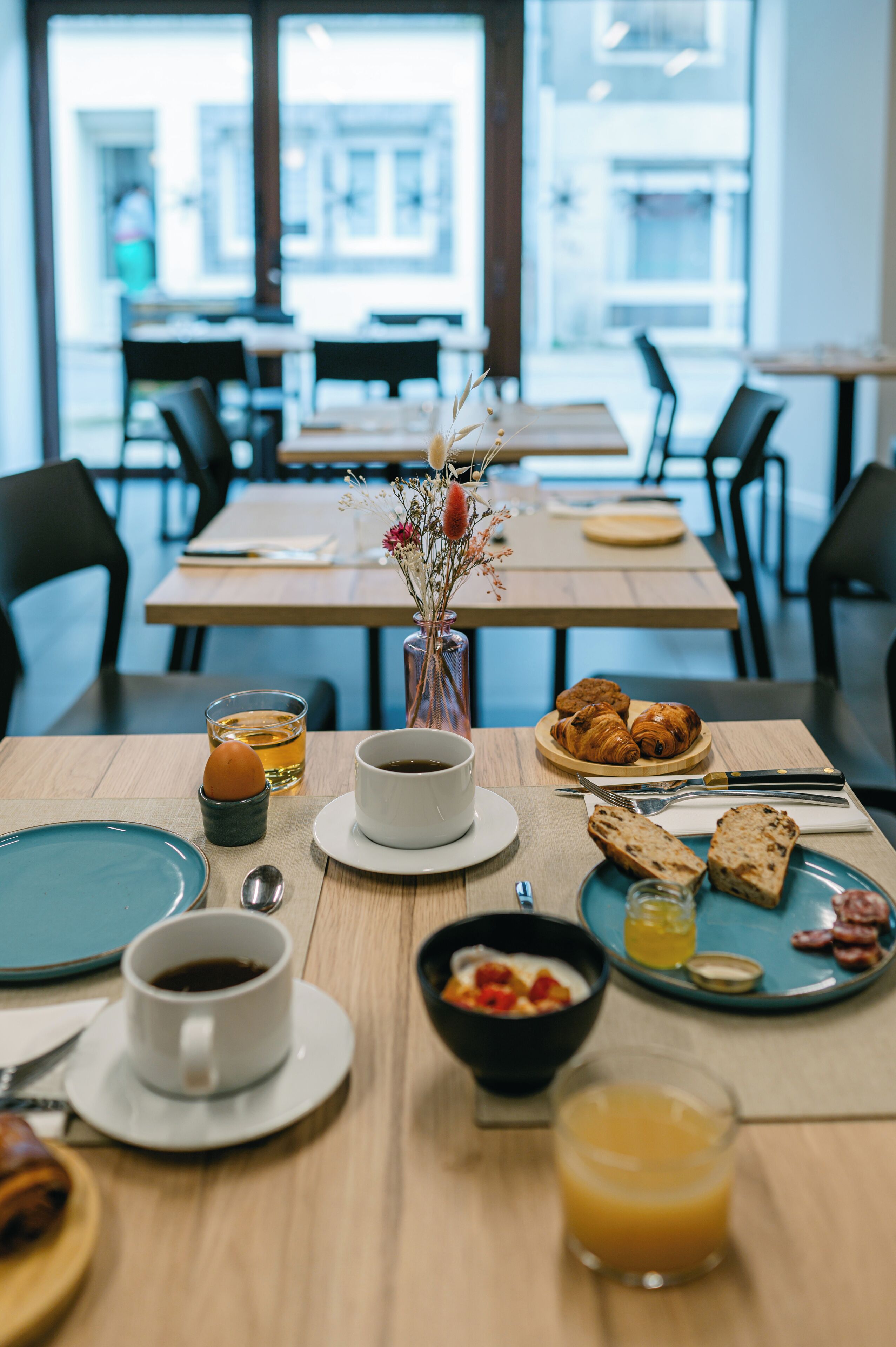 Dagelijks ontbijtbuffet (EUR 14 per persoon)