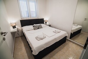 3 bedrooms - Downtown Park Apartments With Balcony (Vodice)