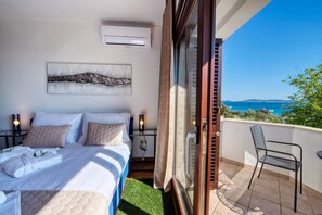 Villa Design, 5 chambres, bain à remous, vue mer