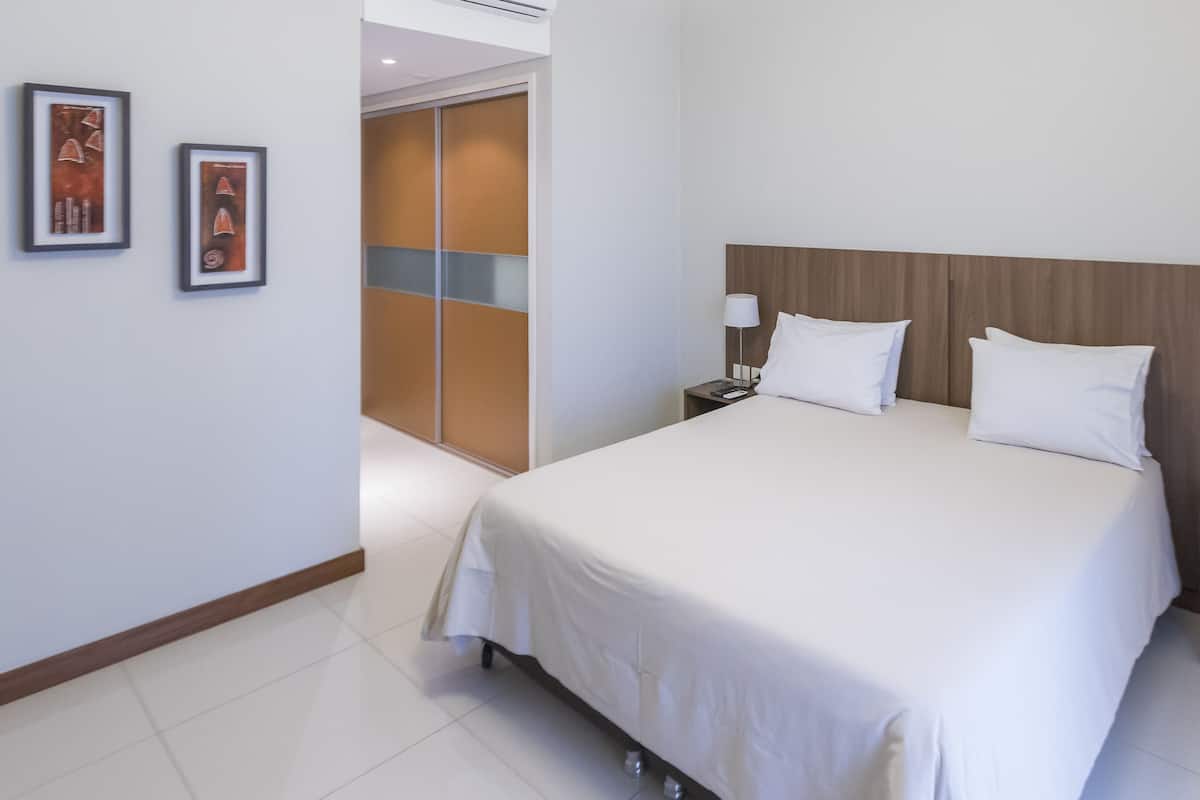 Superior Double Room | Hypo-allergenic bedding, in-room safe, desk, iron/ironing board
