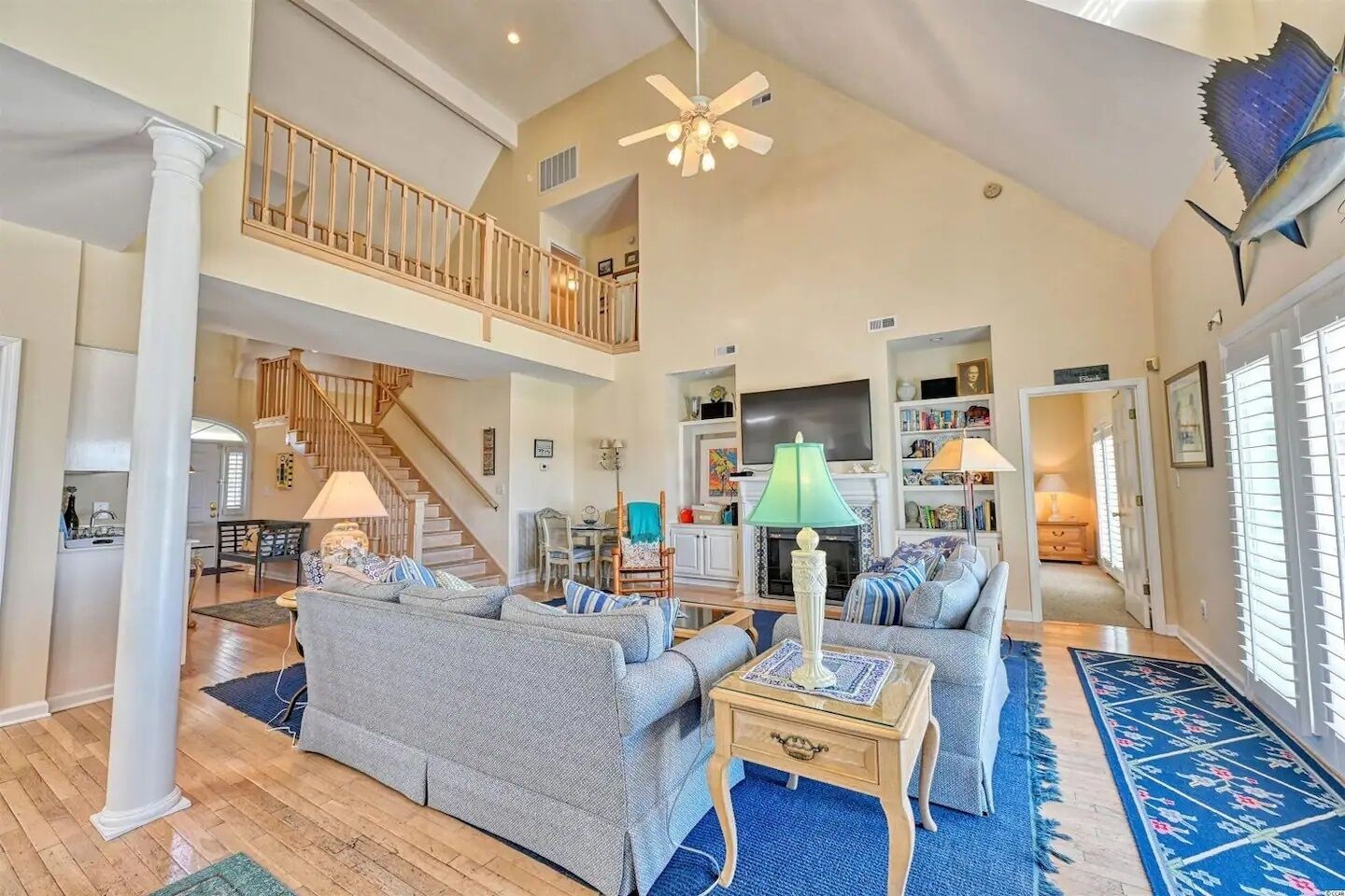 電視、DVD 播放機、乒乓球設施