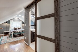 6 habitaciones, tabla de planchar con plancha y wifi gratis 