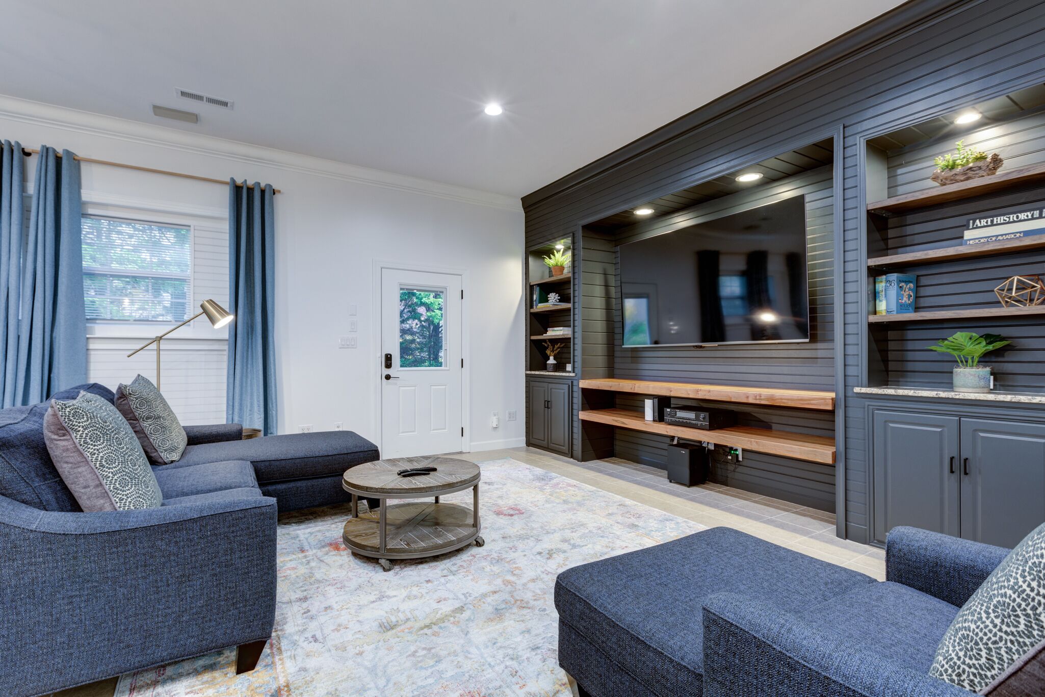 Deacon Stays: Double House At Idlewilde - Walk To Wfu - Sleeps 16 - 溫斯頓-塞勒姆