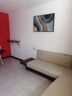 Comfort Room | Individually furnished, laptop workspace, free WiFi, bed sheets - Hotel Palmeyras Inn (Tuxtla Gutierrez)