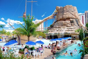 Water park - Piazza diRoma incluso acesso ao Acqua Park todos os dias (Caldas Novas)