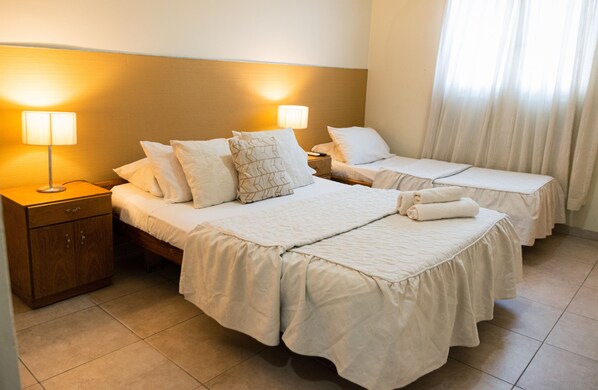Basic Room | Free WiFi - Alma Mendoza (Mendoza)