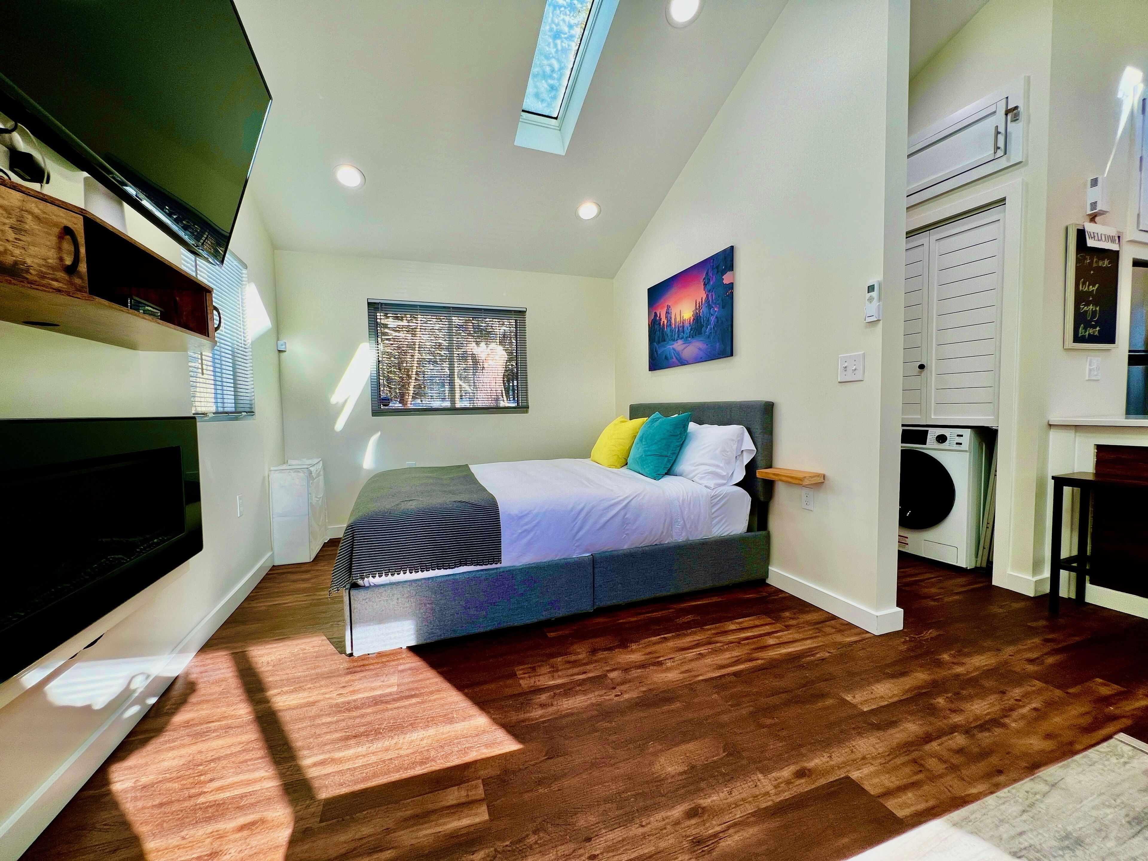 1 bedroom, iron/ironing board, WiFi, bed sheets