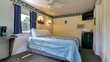1 slaapkamer, een bureau, gratis wifi, beddengoed