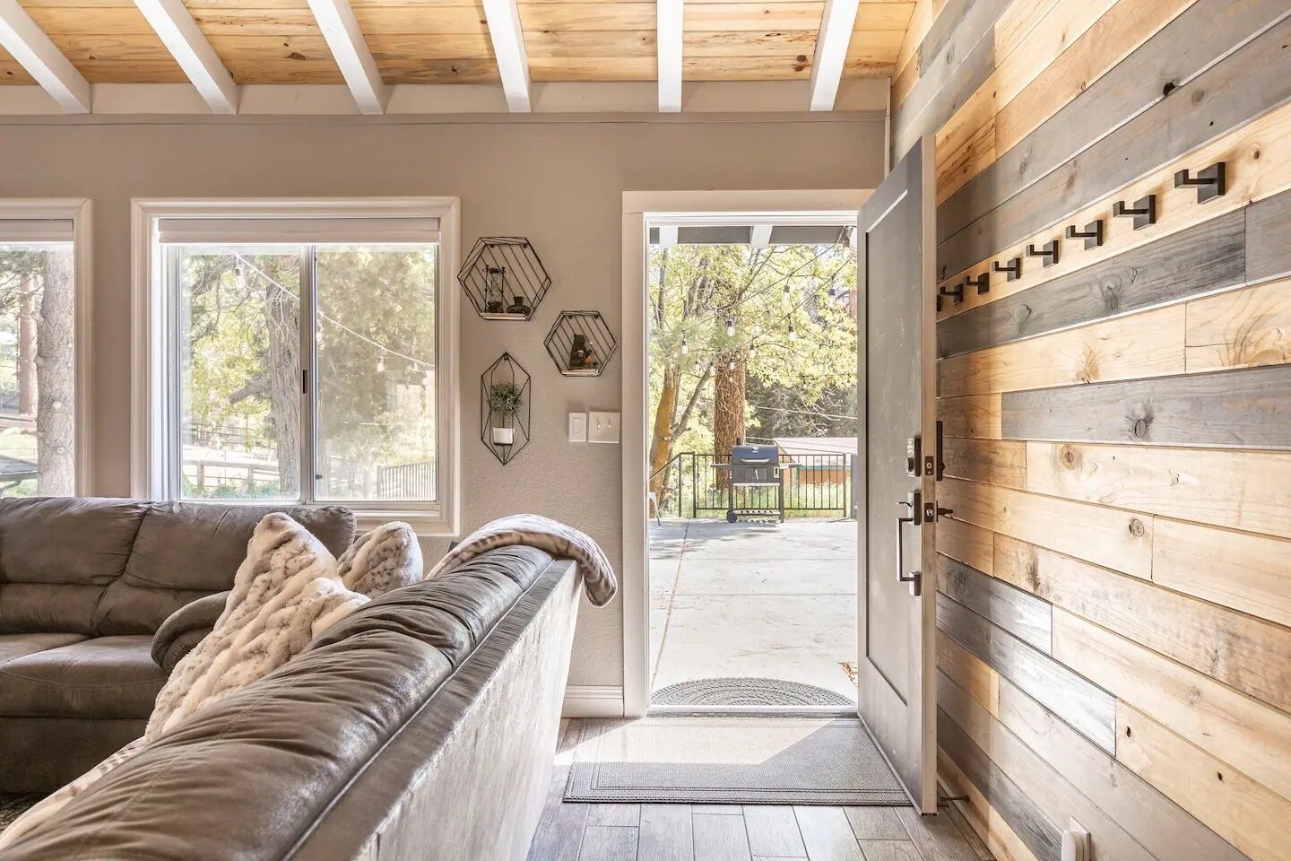 Smart TV, fireplace, table football, books