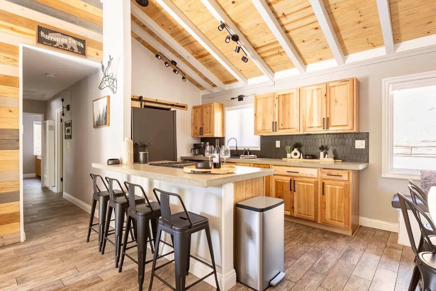 雪櫃、微波爐、焗爐、爐  具