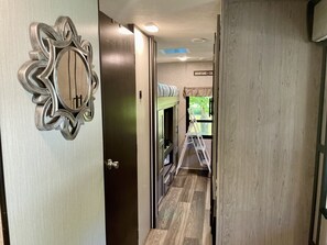 2 Schlafzimmer, kostenloses WLAN, BettwÀsche