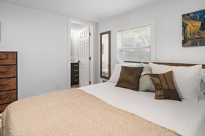 4 habitaciones, tabla de planchar con plancha y wifi gratis