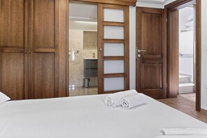 3 Schlafzimmer, Bügeleisen/Bügelbrett, Babybetten, WLAN