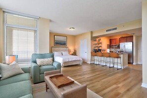 Smart TV, futbolito y tenis de mesa 