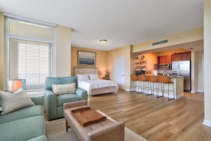 Smart TV, futbolito y tenis de mesa