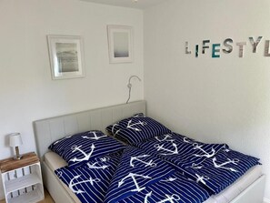 2 habitaciones, cuna de viaje, wifi gratis y ropa de cama 