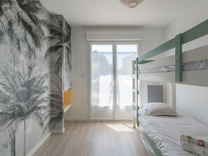 2 室のベッドルーム、WiFi、ベッドシーツ