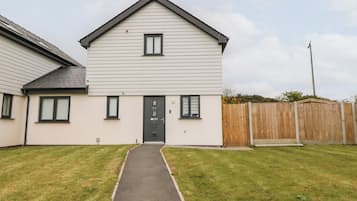 Cottage | Front of property