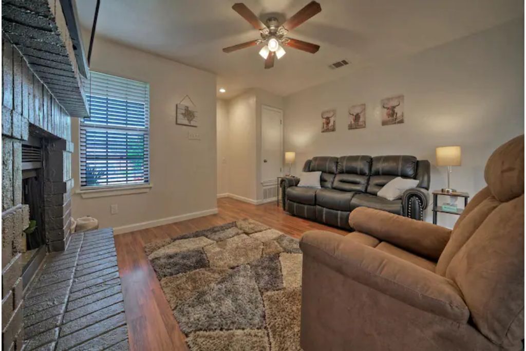 Cozy Hot Spot: A Central Home Near Everything!