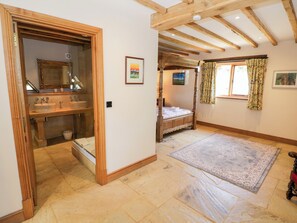 2 多间卧室、特色装修、特色家居、免费 WiFi