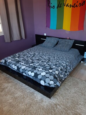 4 bedrooms, free WiFi