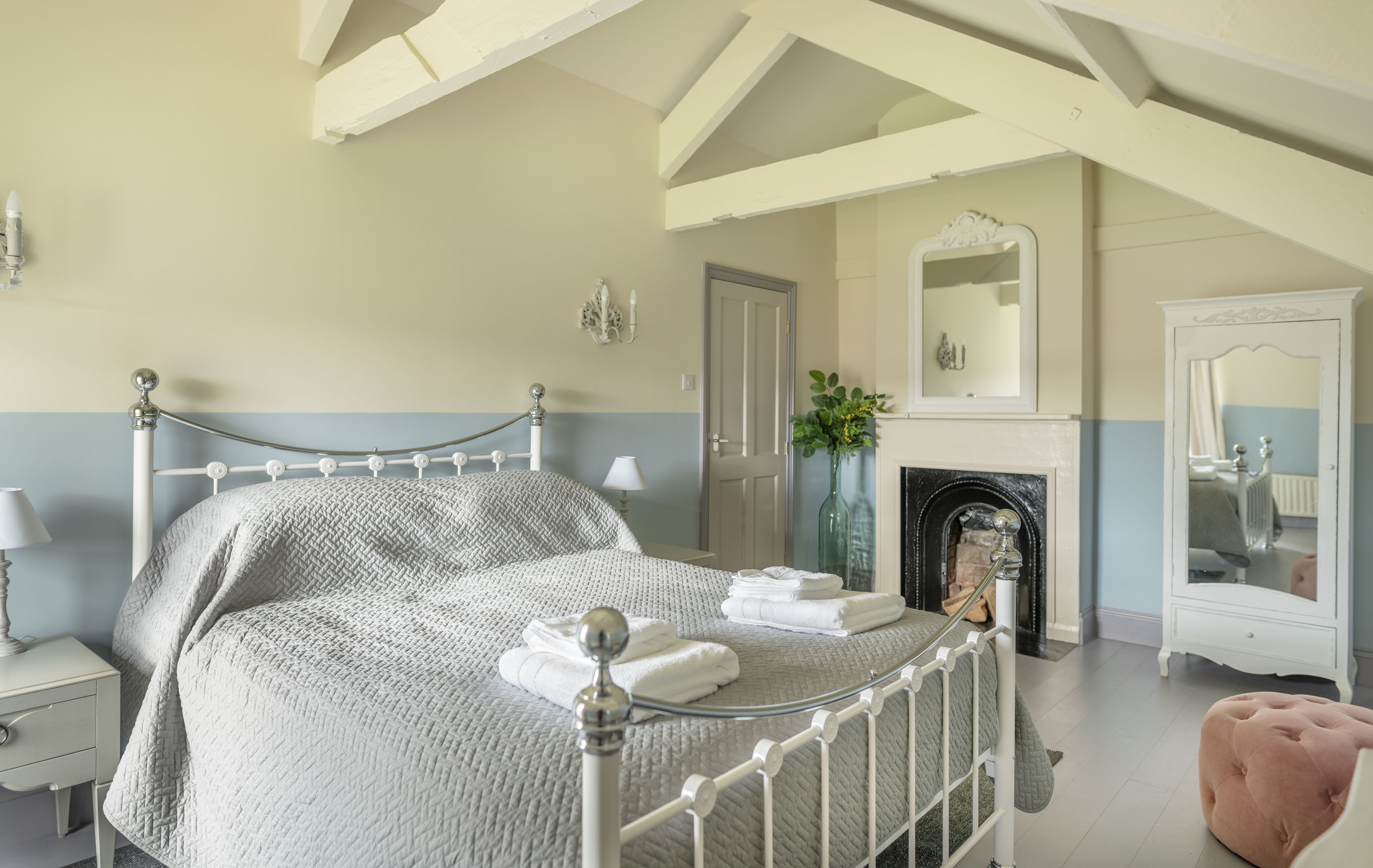 Cottage, Private Bathroom (Coach House) | 3 bedrooms