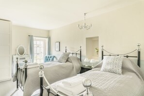 Superior Cottage, Private Bathroom (Stable Cottage) | 3 bedrooms - Healey Hall (Riding Mill)