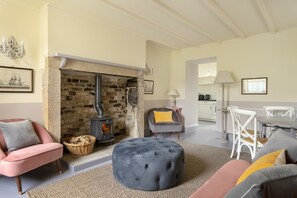 Cottage, Private Bathroom (Coach House) | Lounge - Healey Hall (Riding Mill)