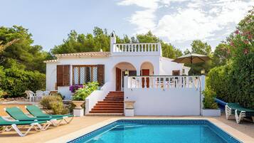 Piscine extérieure, piscine chauffée