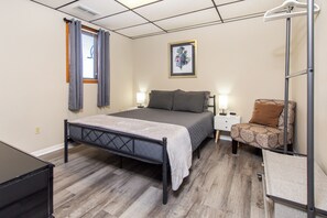 4 habitaciones, tabla de planchar con plancha y wifi gratis