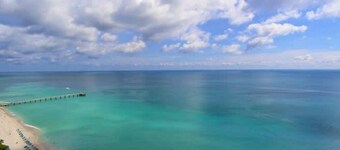 Luxury Large Group 5BR/3BA Oasis