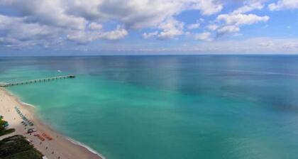 Luxury Large Group 5BR/3BA Oasis