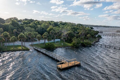 Large Group 5BR/3BA Oasis