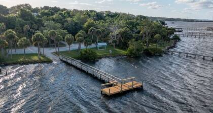 Large Group 5BR/3BA Oasis