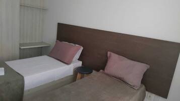 Apartamento econômico | 1 quarto, Wi-Fi de cortesia, roupa de cama