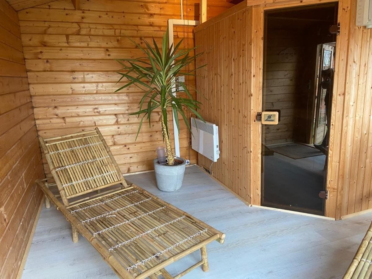 Exclusive House, Private Bathroom | Spa | Sauna, hot tub